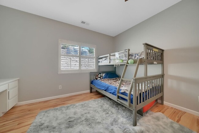 Building Photo - Copperopolis 3 Bd. / 2 Ba. Lake Access Fur...