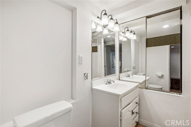 Building Photo - 227 Ledroit St
