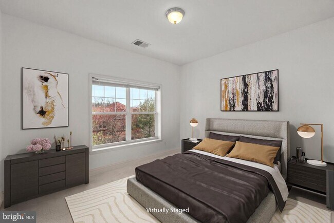 Building Photo - 2150 Troon Overlook