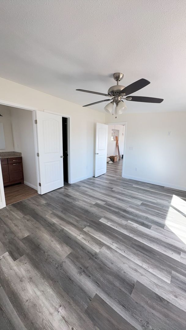 Building Photo - 4 BEDROOM, 3 BATH RANCH STYLE HOME