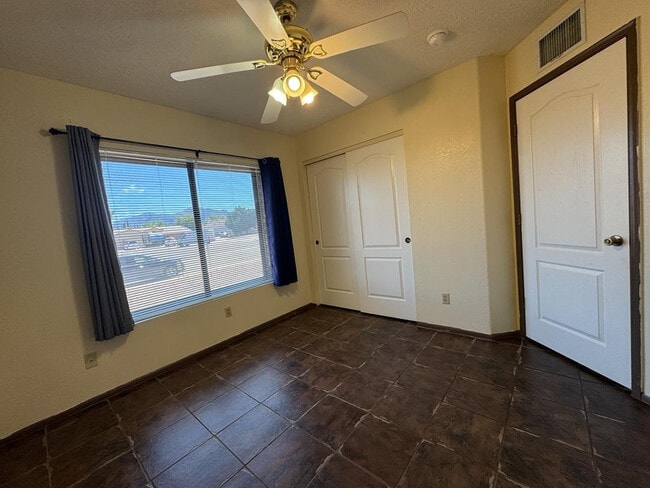 Building Photo - 4877 Los Reyes Dr