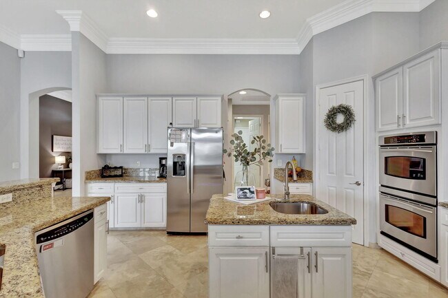 Building Photo - 11132 Manderly Ln