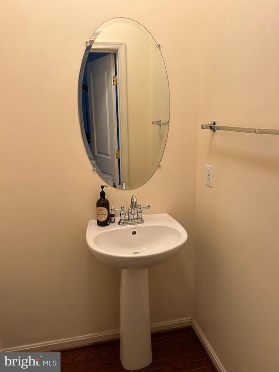 Building Photo - 11912 Benton Lake Rd