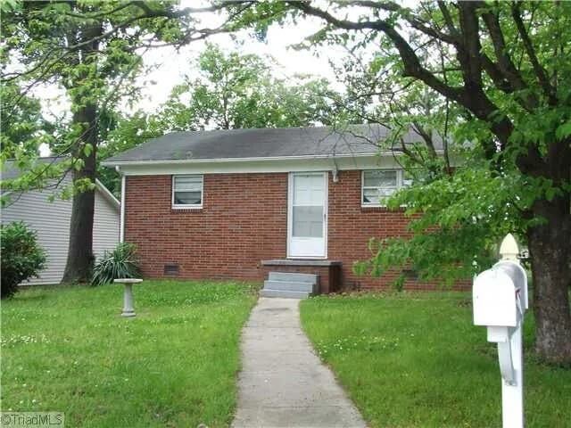 Building Photo - 202 Bingham St