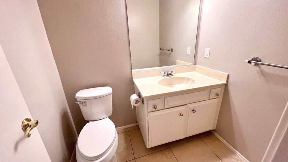 Building Photo - 15061 Sherman Way