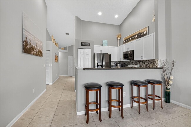 Building Photo - 235 Coral Trace Ln