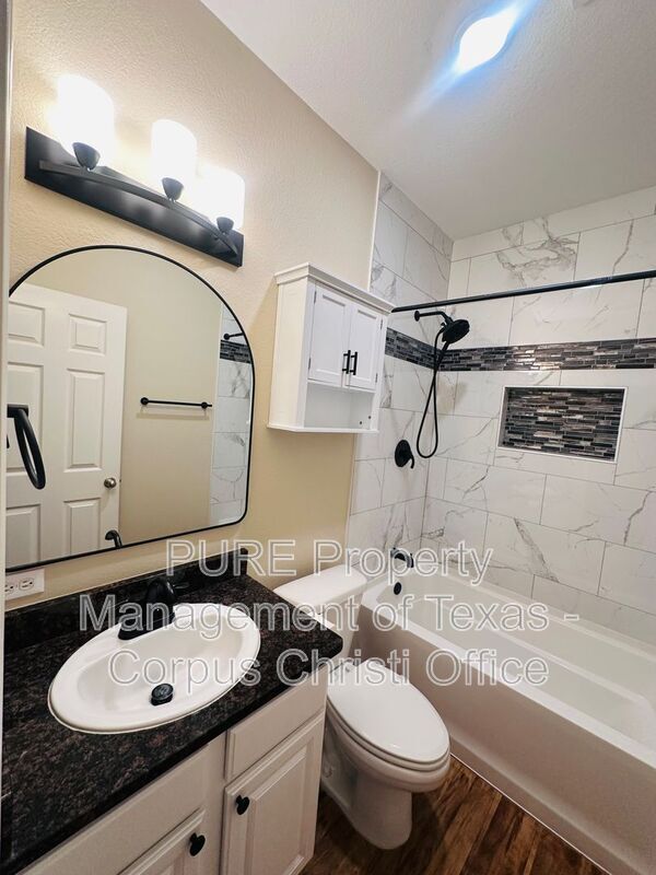 Building Photo - 6017 Tapestry Dr