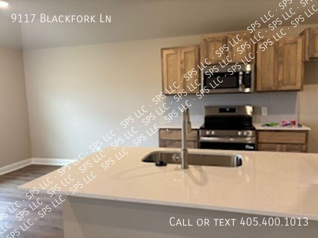 Building Photo - 9117 Blackfork Ln