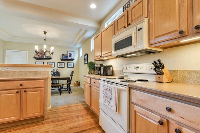 Building Photo - 2 Bedroom 2 Bath home in Observatory Village