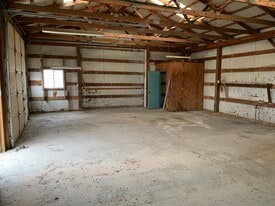 Building Photo - 13943 Penn Ln