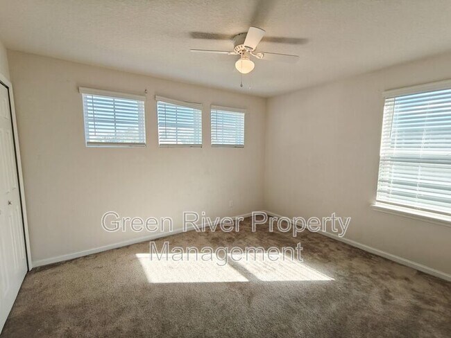 Building Photo - 5138 Sawmill Pt Wy