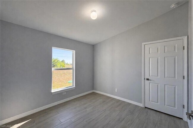 Building Photo - 147 Peoria St