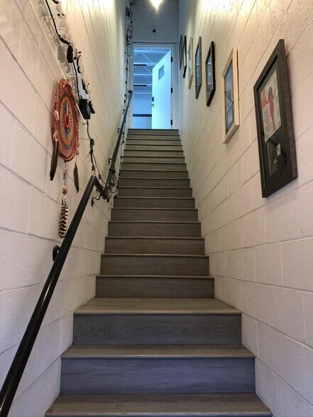 Building Photo - 1509 Abbot Kinney Blvd