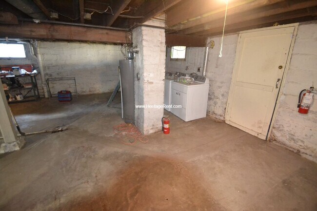 Building Photo - Nicely renovated 3 bedroom house in Ludlow