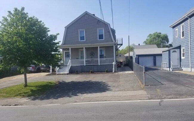 Building Photo - 29 Slocum St