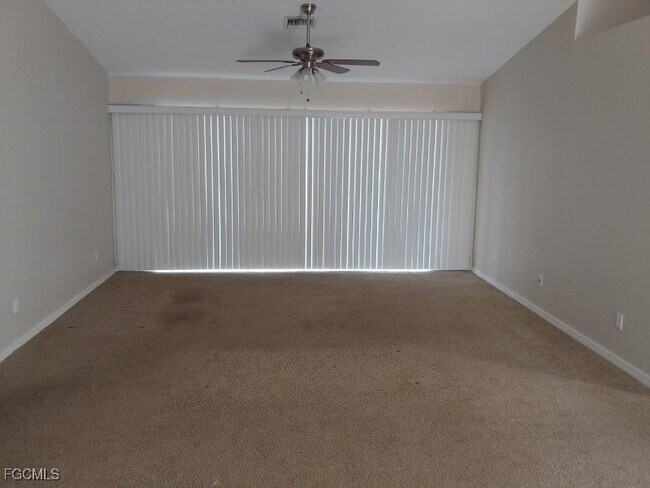 Building Photo - 2023 NW 3rd Terrace