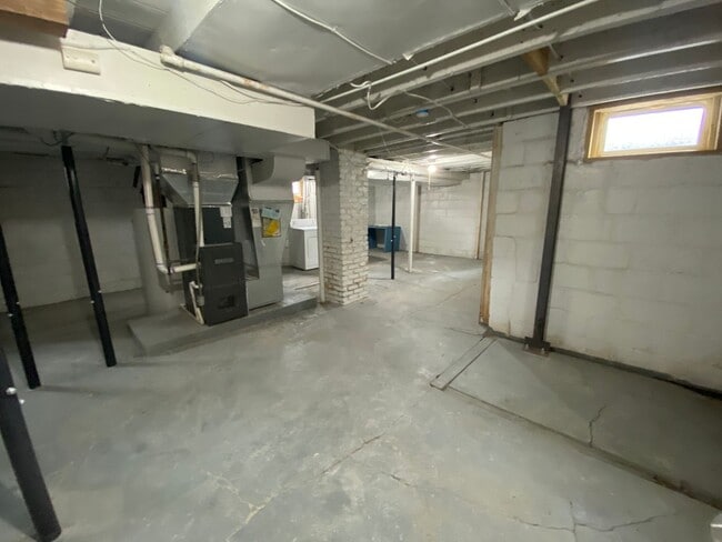 Building Photo - Beautiful 4 Bed 1.5 Bath Home in Moorhead