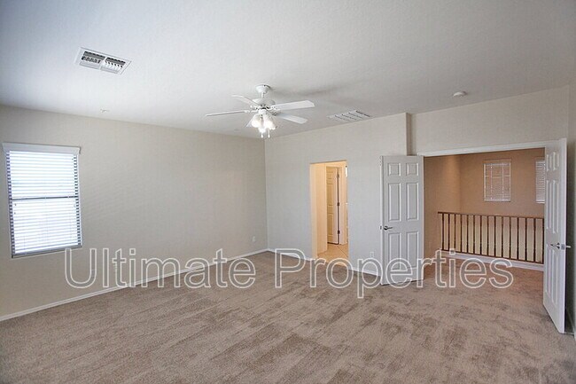 Building Photo - 13813 W Ventura St