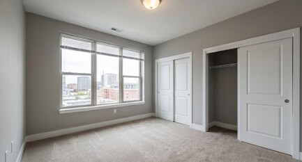 Building Photo - 3000 S Country Club Rd