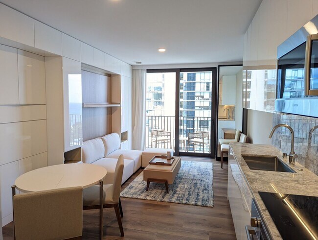 Building Photo - 2147