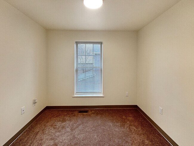 Building Photo - 515 Allegheny St