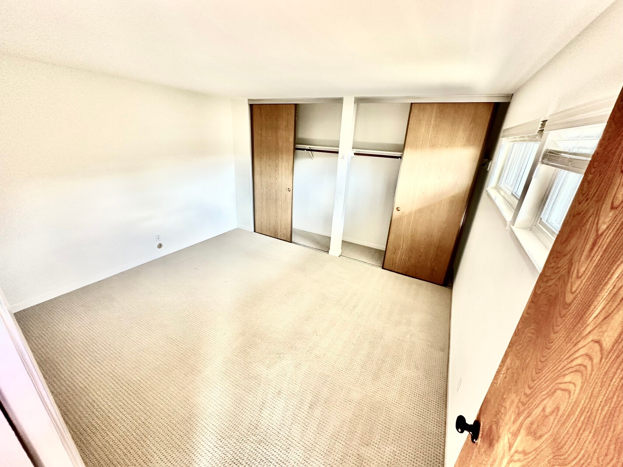 Building Photo - 3877 Howe St