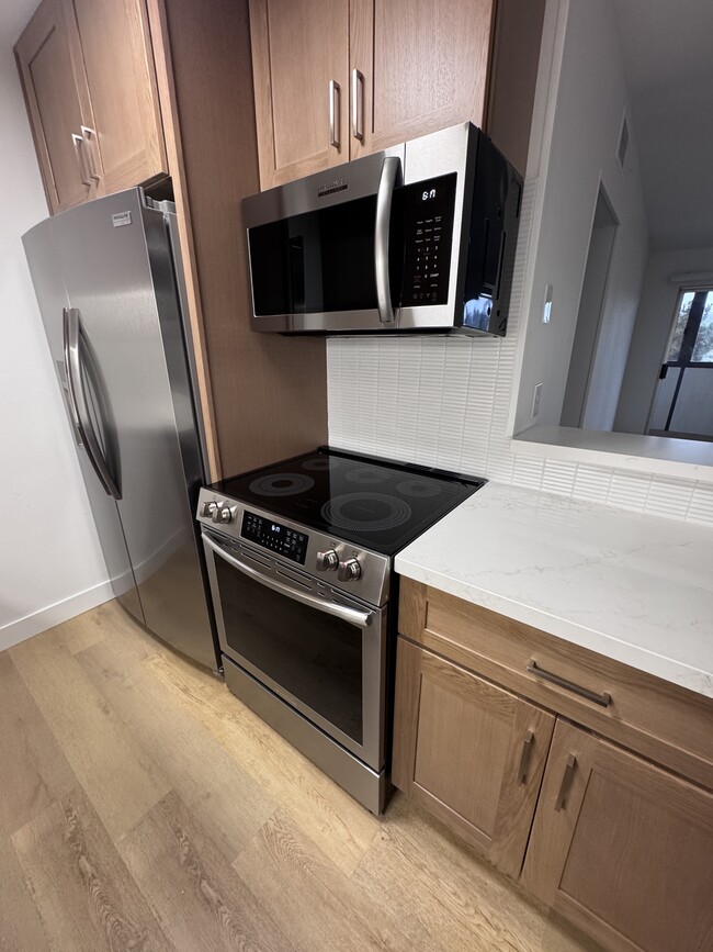 Building Photo - 6314 Friars Rd