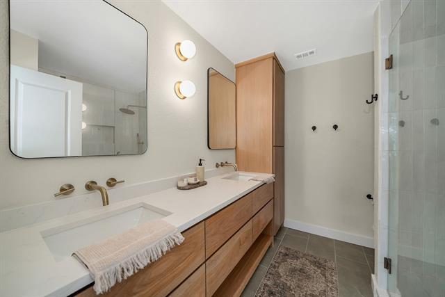 Building Photo - 4561 Woodsboro Ln