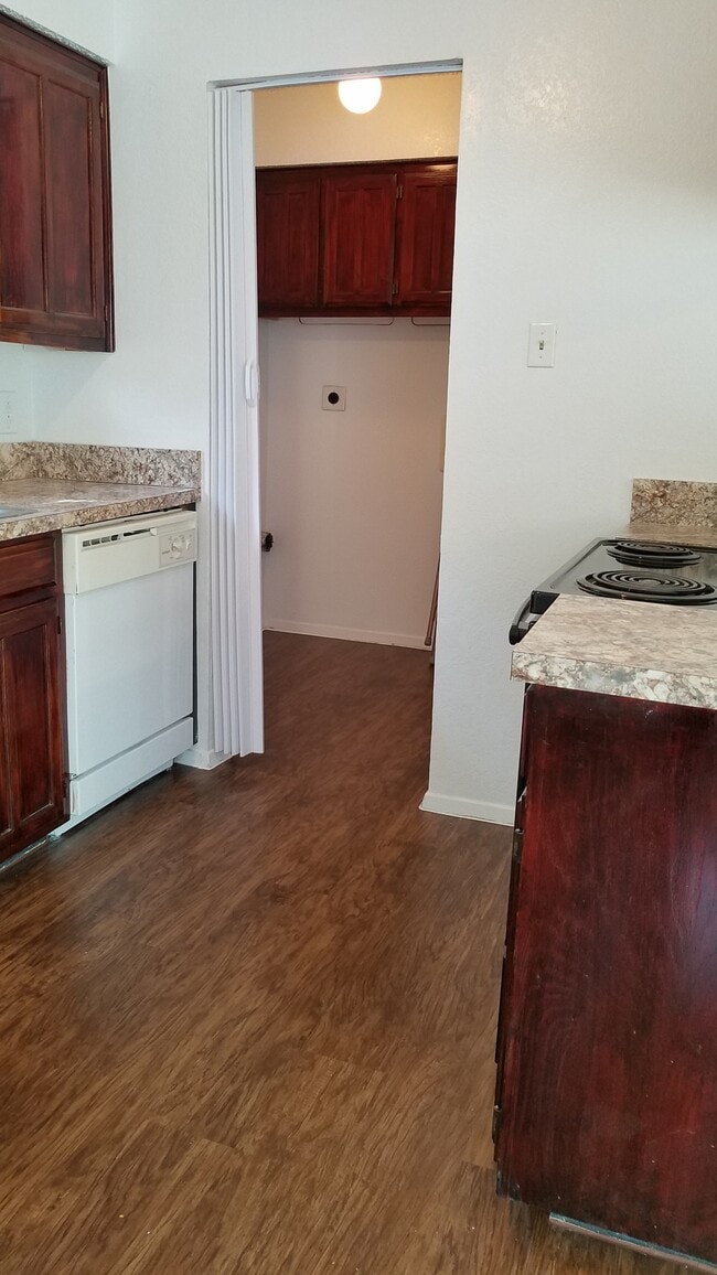Laundry Room off Kitchen - 7632 John T White Rd