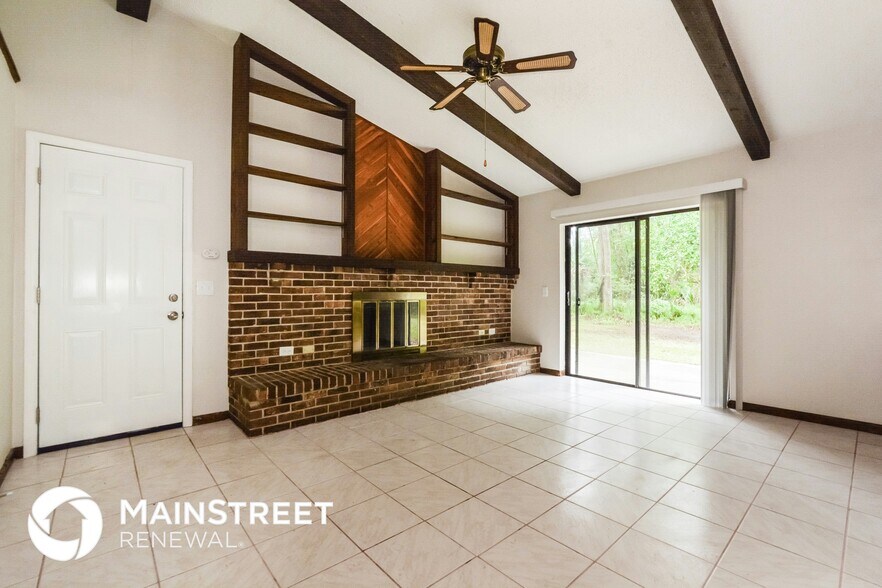 Building Photo - 4020 Park Ave