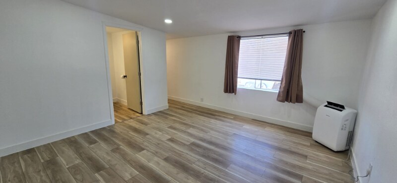 Building Photo - 1733 Ophir Dr