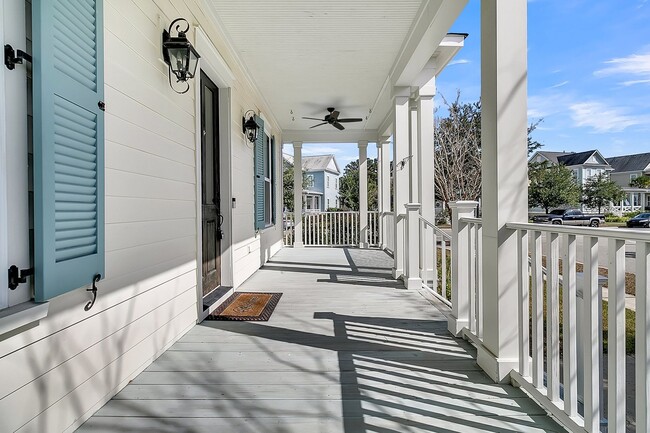 Building Photo - Gorgeous Carolina Park Home on a Corner Lot