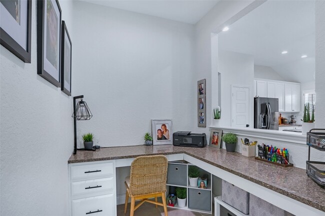 Building Photo - 2291 Oak Run Pkwy