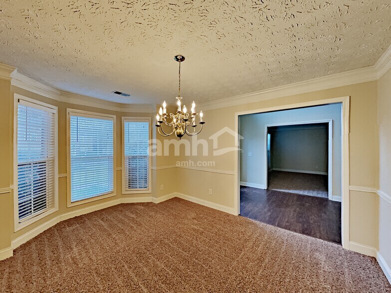 Building Photo - 1151 Folkstone Dr