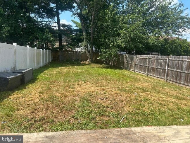 Building Photo - 410 Aldeberan Dr