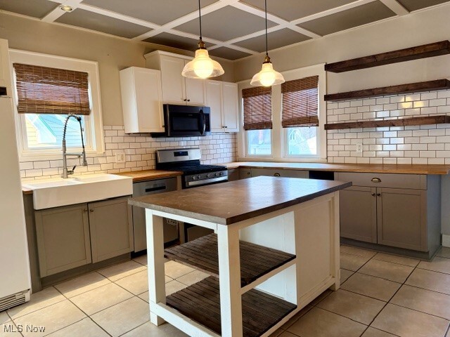 Building Photo - 517 Aqueduct St