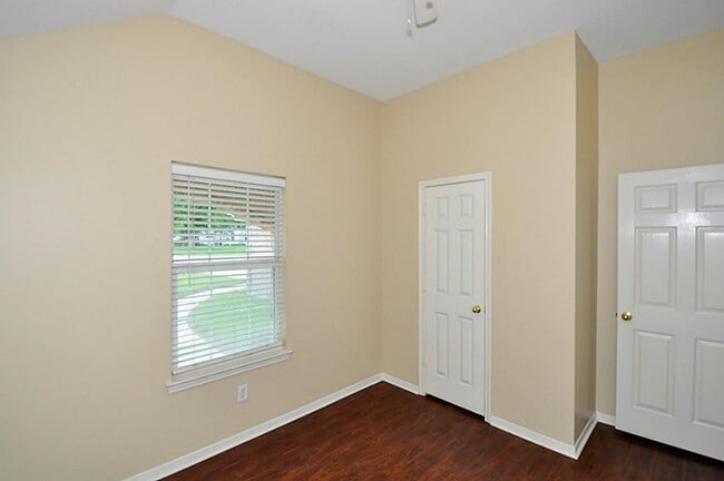 Building Photo - 8715 Charity St