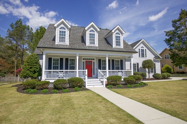 Building Photo - "Spacious and Inviting 2620 sq. ft. Home i...