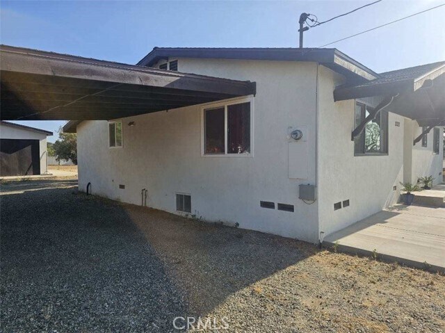 Building Photo - 21327 Pinewood St