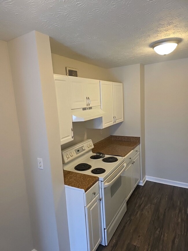 Building Photo - 4816 Andalusia Ln