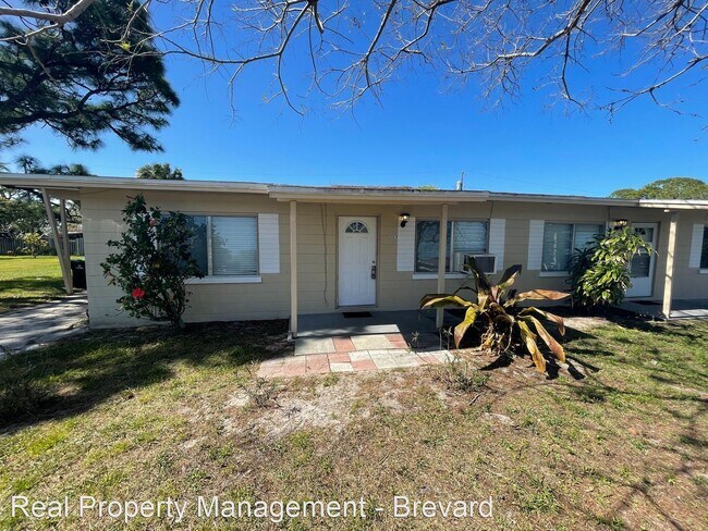 Building Photo - 2597 Stephen Dr NE