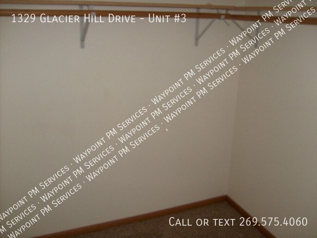 Building Photo - 1329 Glacier Hill Dr