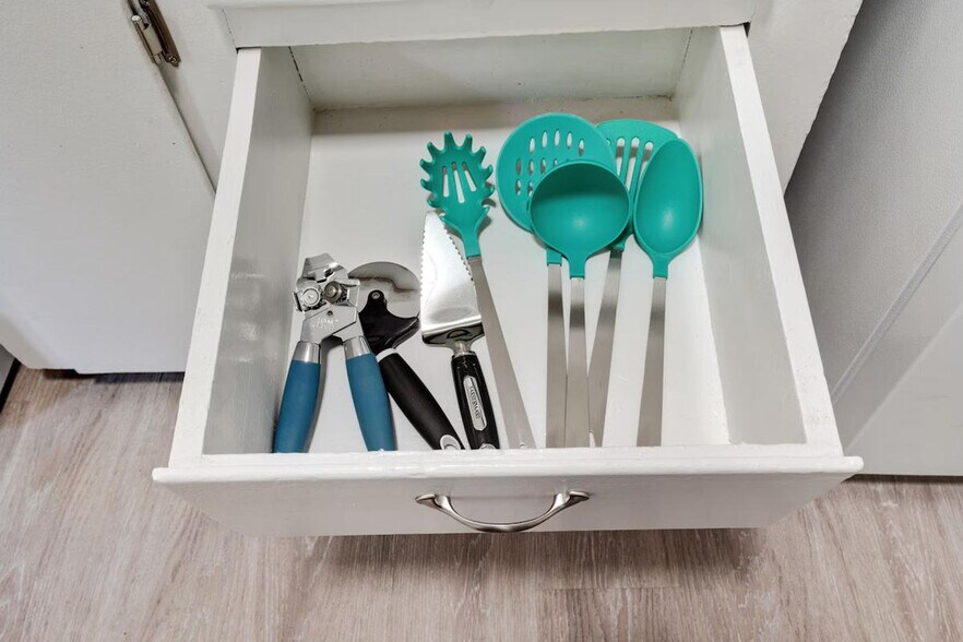 Building Photo - 1400 N Humboldt St