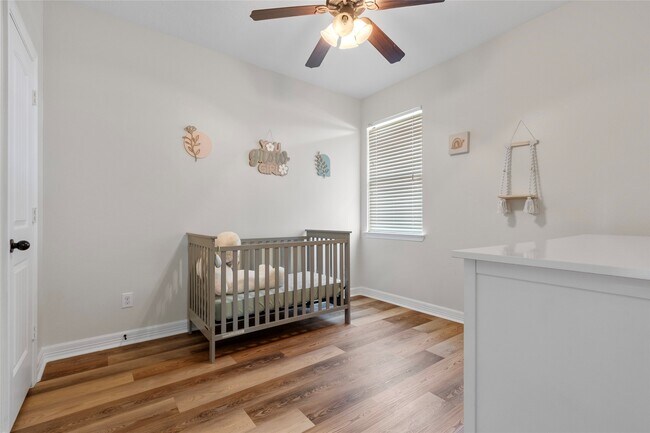 Building Photo - 711 Audra Ln