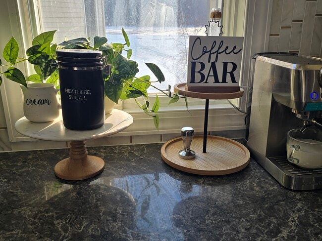 Building Photo - 117 St Charles Ct