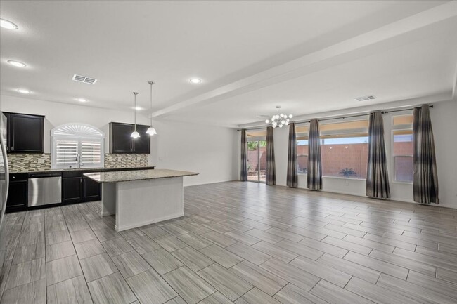 Building Photo - Modern 4 Bedroom Home- Entertainer's Delig...