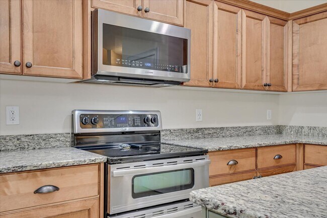 Building Photo - 716 Gallaway Ln