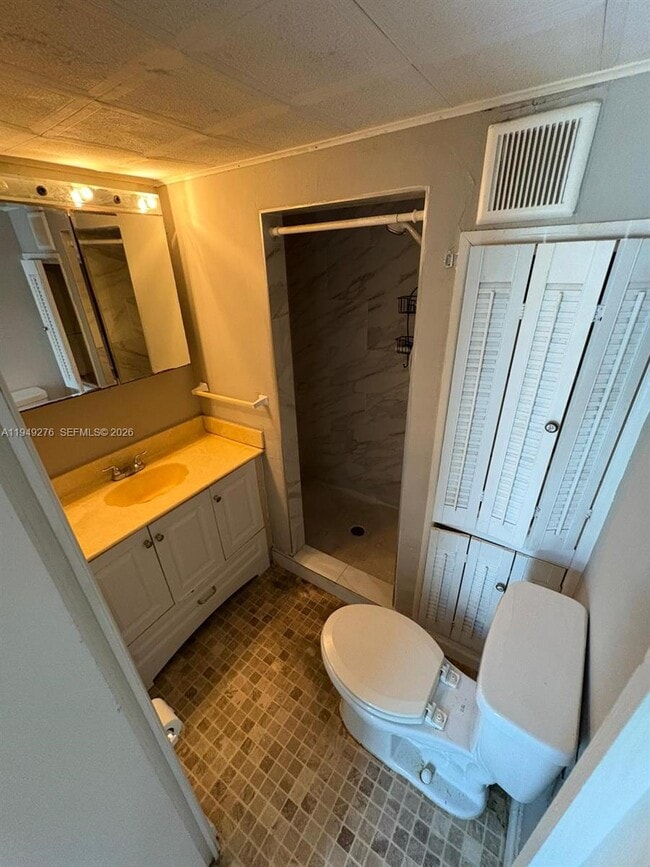 Building Photo - 1531 SW 64th Way