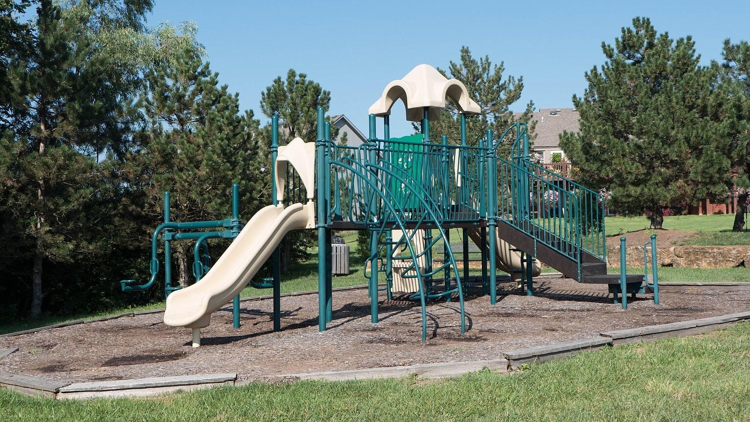Building Photo - 2147 SW Gooseberry Ln