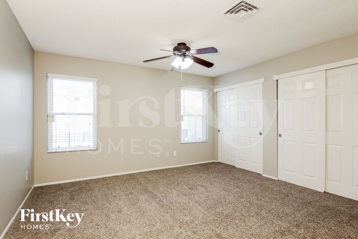 Building Photo - 8320 W Corrine Dr